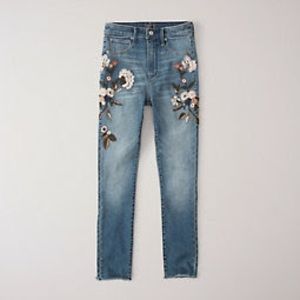 Abercrombie & Fitch Women’s Petite Embroidered High Rise Ankle Jeans
